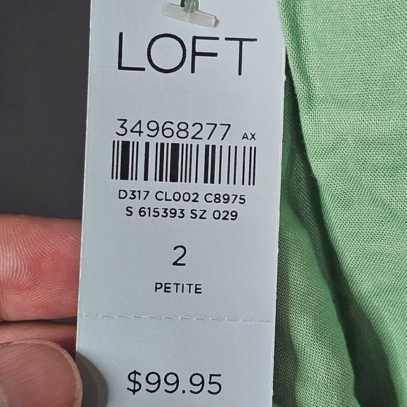 LOFT Eyelet Flutter Sleeve Shift Dress Size 2P Green Short Sleeve Embroidered - Picture 10 of 11